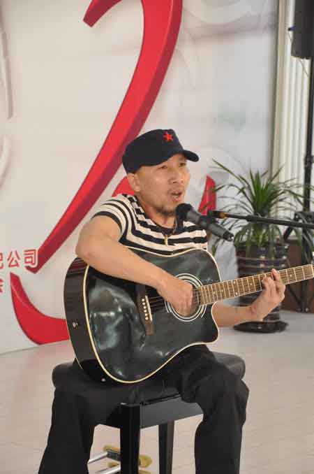 中国红歌会参赛选手大秀才艺