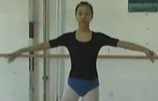 北京大成艺术高考培训班舞蹈基训课课堂