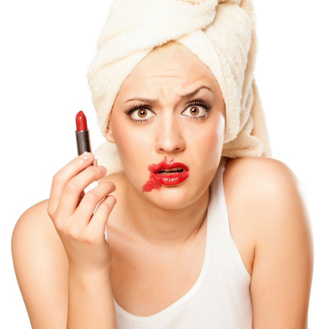 女性美容化妆最不可原谅的20个错误，看看你中了几条？再不注意就来不及了！