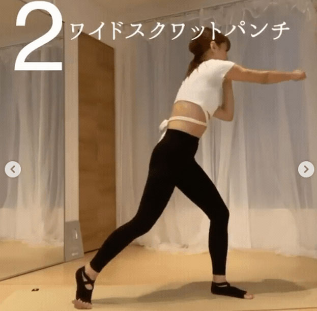 这样减肥最有效！日本女生教你深蹲姿势速成法 2周瘦臀瘦腿瘦全身